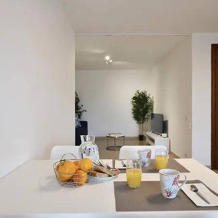 Cosy And Modern Portu Frailis *